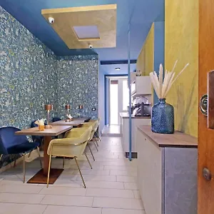 2* Oda ve Kahvaltı Centro