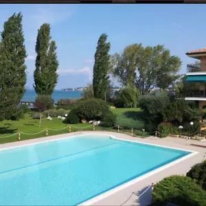 Apartment Anai Sirmione