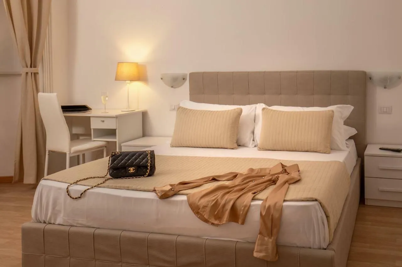 **  Domus Veneto Rome Bed & Breakfast Italy