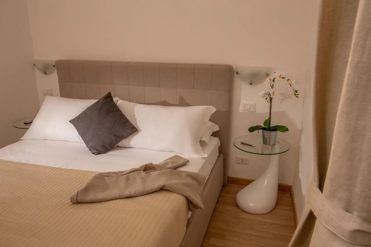 Domus Veneto Rome Bed & Breakfast Italy